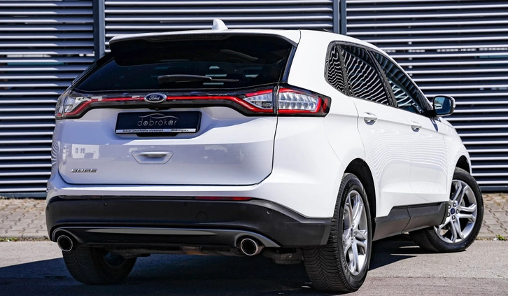 Ford EDGE cena 89900 przebieg: 123624, rok produkcji 2017 z Bieruń małe 667